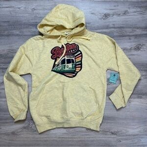 NWT Vida Vibe volleyball Boston 2023 sweatshirt size small